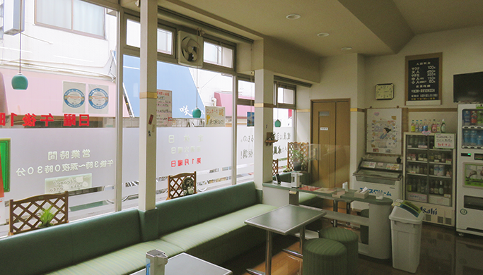 ロビー窓際画像